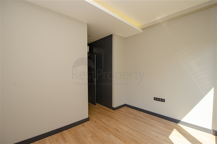 4 + 2 و 5 + 1 فلل ضمن مجمع  في أنطاليا