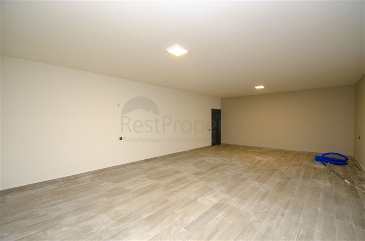 4 + 2 و 5 + 1 فلل ضمن مجمع  في أنطاليا