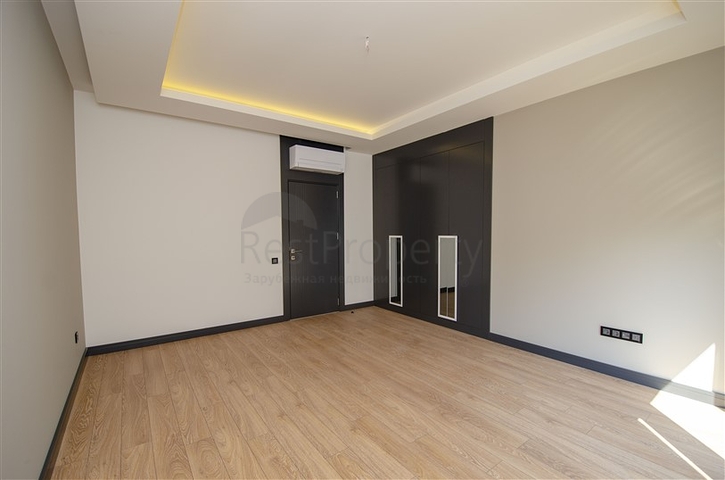 4 + 2 و 5 + 1 فلل ضمن مجمع  في أنطاليا