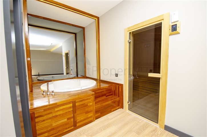 4 + 2 و 5 + 1 فلل ضمن مجمع  في أنطاليا