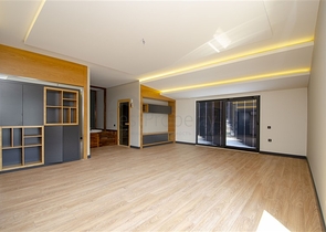 4 + 2 و 5 + 1 فلل ضمن مجمع  في أنطاليا