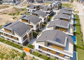 4 + 2 و 5 + 1 فلل ضمن مجمع  في أنطاليا