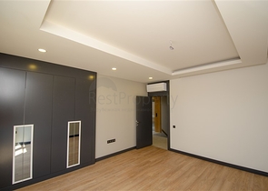 4 + 2 و 5 + 1 فلل ضمن مجمع  في أنطاليا