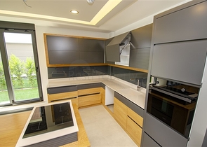 4 + 2 و 5 + 1 فلل ضمن مجمع  في أنطاليا