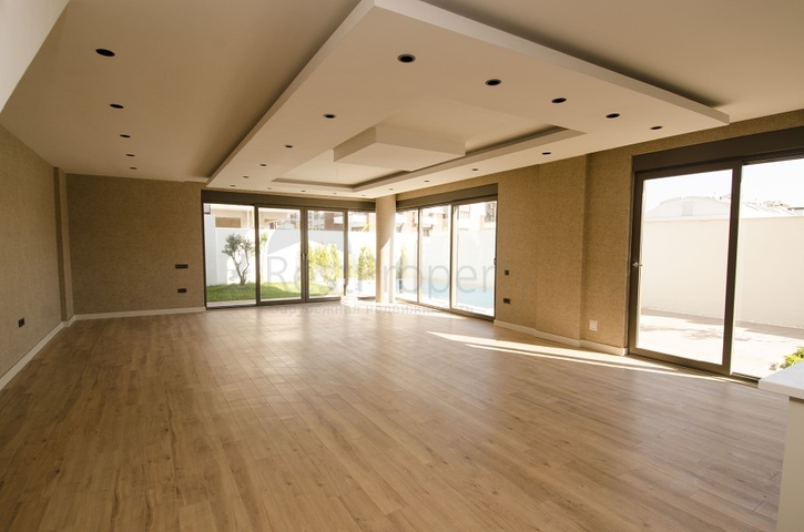 فلل في انطاليا بجانب مشروع بواشاي في انطاليا