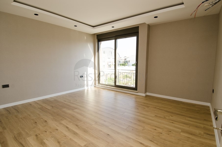 فلل في انطاليا بجانب مشروع بواشاي في انطاليا