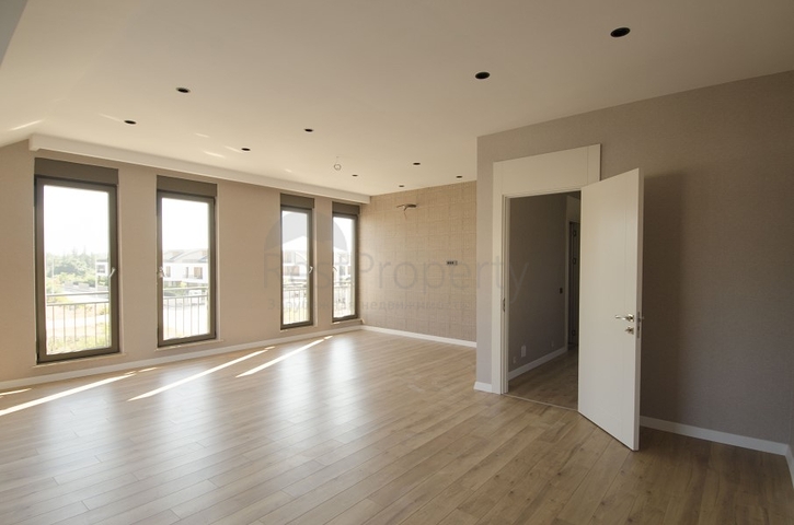 فلل في انطاليا بجانب مشروع بواشاي في انطاليا