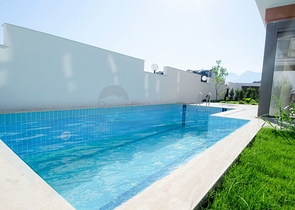 فلل في انطاليا بجانب مشروع بواشاي في انطاليا