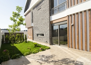 فلل في انطاليا بجانب مشروع بواشاي في انطاليا