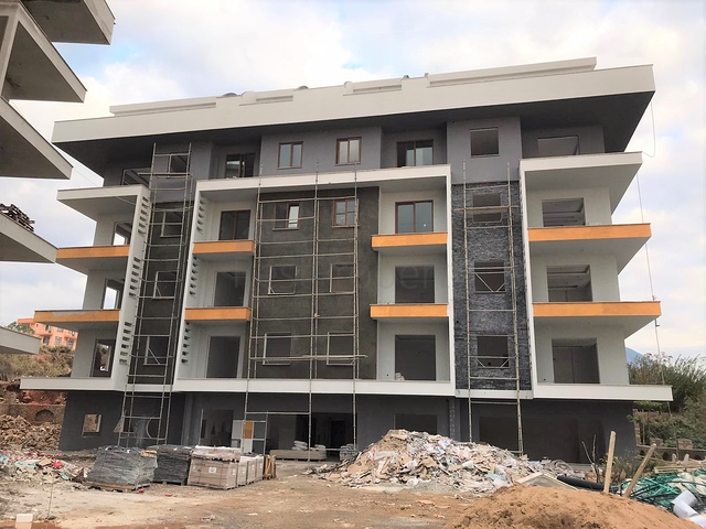 شقق ودوبلكس متنوعة ضمن مجمع سكني حديث في اوبا / الانيا 