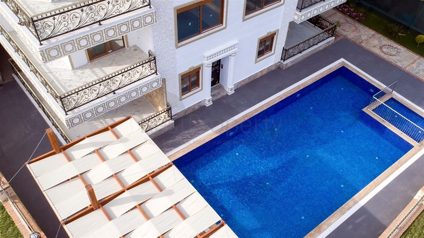 مجمع سكني عائلي فاخر في الانيا - منطقة افسلار 