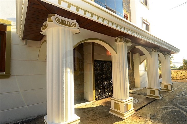 مجمع سكني عائلي فاخر في الانيا - منطقة افسلار 