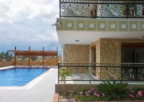 مجمع سكني عائلي فاخر في الانيا - منطقة افسلار 