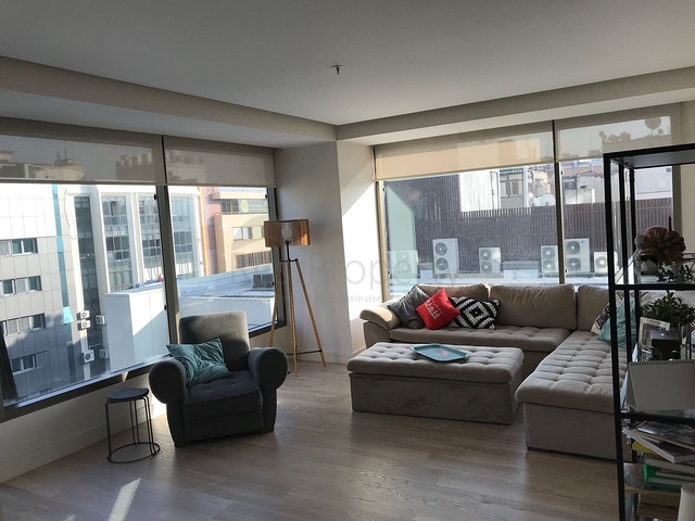 شقق مفروشة 2+1 في إزمير