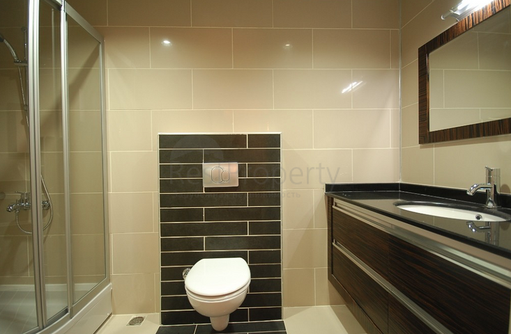 فيلا 4+1 مع أثاث في قادرية بيليك بجوار ملاعب الجولف