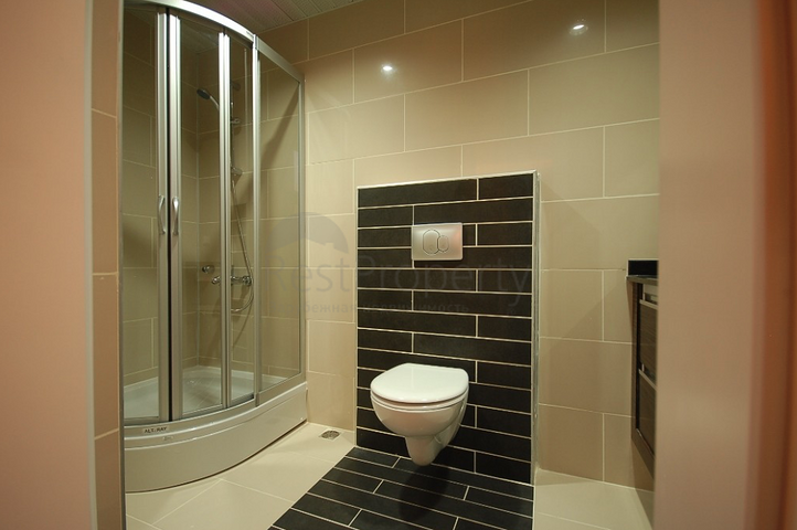 فيلا 4+1 مع أثاث في قادرية بيليك بجوار ملاعب الجولف