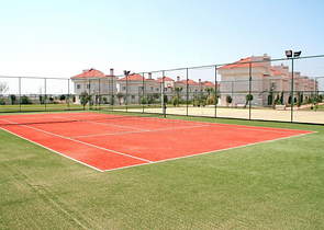 فيلا 4+1 مع أثاث في قادرية بيليك بجوار ملاعب الجولف