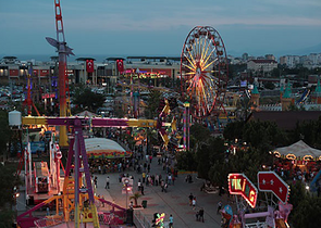 مجمع راقى على بعد 500 متر من البحر فى كونيالتي