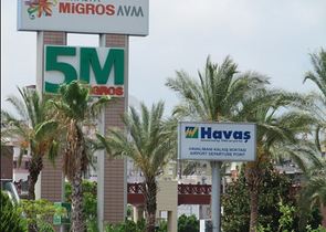 مجمع راقى على بعد 500 متر من البحر فى كونيالتي