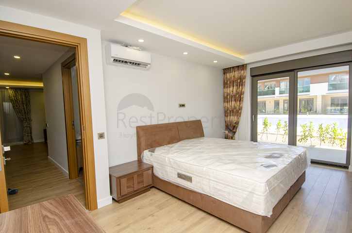 مشروع فاخر في لارا أنطاليا ، على بعد 400 متر من الشواطئ الرملية