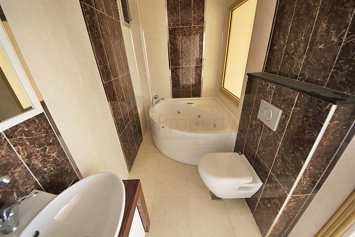 فيلا فاخرة اربع غرف وصالة في كارجي جاك / الانيا 