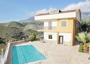 فيلا فاخرة اربع غرف وصالة في كارجي جاك / الانيا 