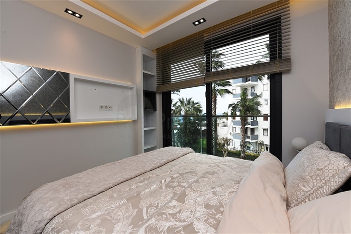 على البحر مباشرة - مجمع سكني حديث فاخر - مهموتلار /الانيا 