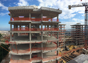 شقق 3 + 1 و 4 + 1 بإطلالة بانورامية على البحر الأبيض المتوسط ​​في أنطاليا