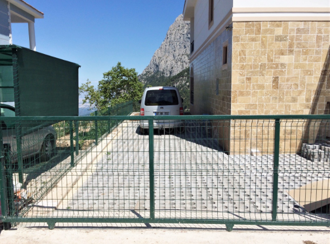 فيلا 3 + 1 في موقع خلاب في جبال انطاليا