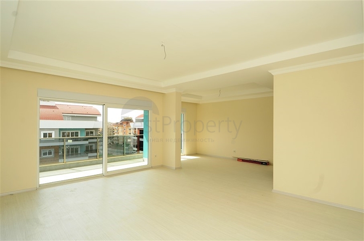 دوبلكس اربع غرف وصالة ضمن مجمع سكني في اوبا / الانيا 