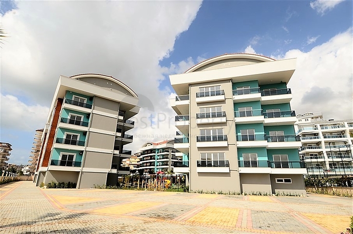 دوبلكس اربع غرف وصالة ضمن مجمع سكني في اوبا / الانيا 