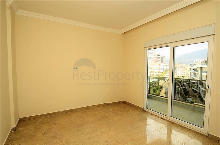 دوبلكس اربع غرف وصالة ضمن مجمع سكني في اوبا / الانيا 