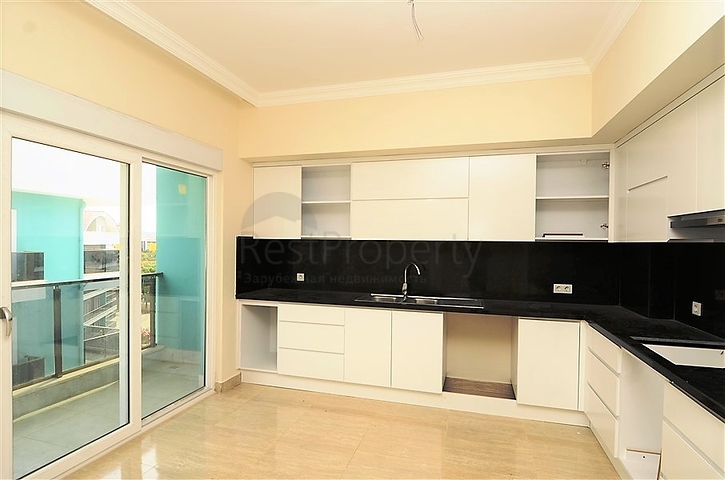 دوبلكس اربع غرف وصالة ضمن مجمع سكني في اوبا / الانيا 