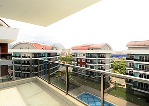 دوبلكس اربع غرف وصالة ضمن مجمع سكني في اوبا / الانيا 