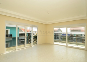 دوبلكس اربع غرف وصالة ضمن مجمع سكني في اوبا / الانيا 