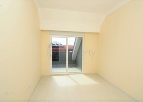 دوبلكس اربع غرف وصالة ضمن مجمع سكني في اوبا / الانيا 