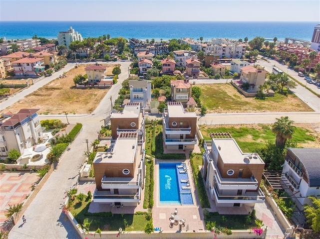 فيلا حديثة مفروشة - على مسافة خطوات من شاطئ البحر - كوناكليه / الانيا 