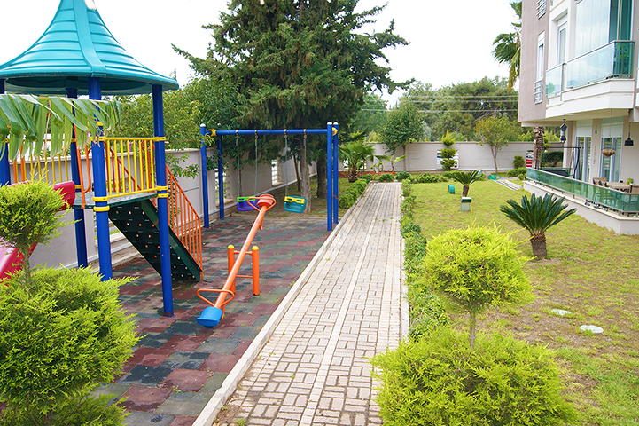 شقق 2 + 1 و 3 + 1 في اونجالي كونيالتي انطاليا