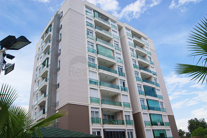 شقق 2 + 1 و 3 + 1 في اونجالي كونيالتي انطاليا