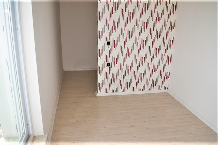 شقق 2 + 1 و 3 + 1 في اونجالي كونيالتي انطاليا