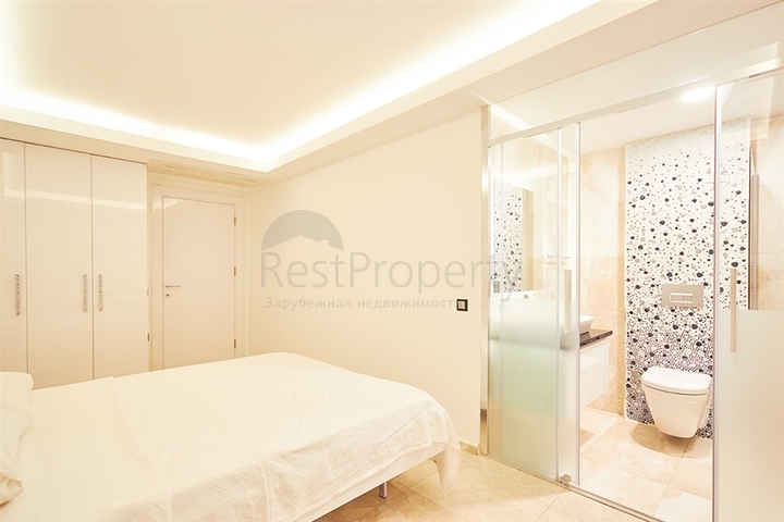 فيلا فاخرة 5 + 1 في كالكان