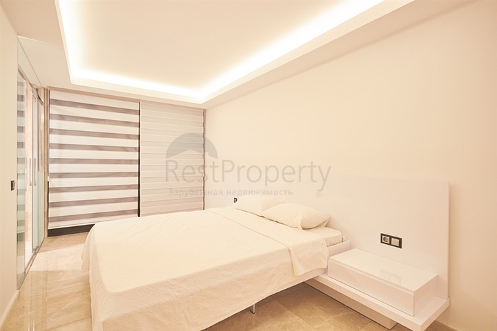 فيلا فاخرة 5 + 1 في كالكان