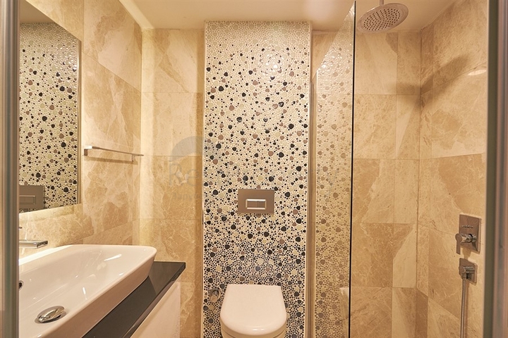 فيلا فاخرة 5 + 1 في كالكان