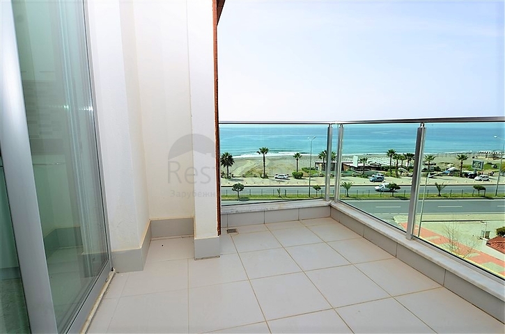 دوبلكس باطلالة بحرية مباشرة في كاستل / الانيا 