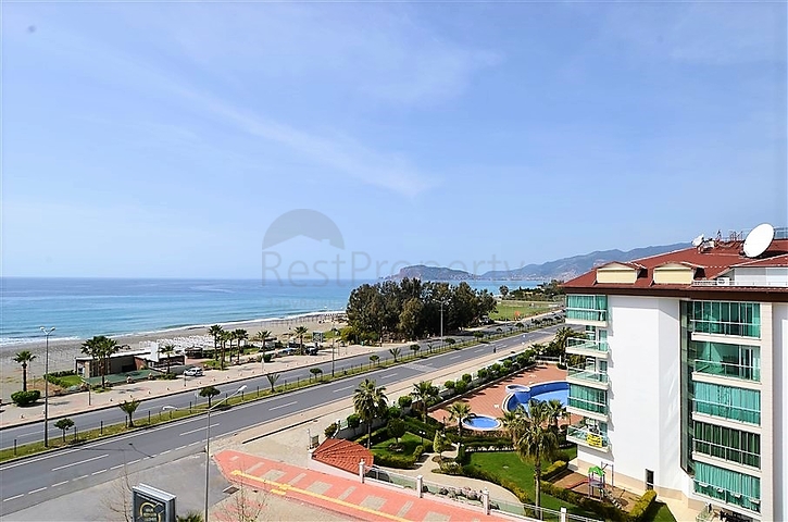 دوبلكس باطلالة بحرية مباشرة في كاستل / الانيا 