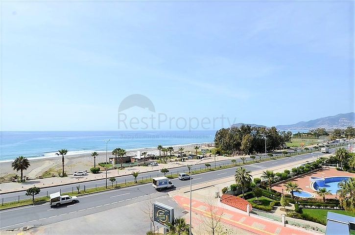 دوبلكس باطلالة بحرية مباشرة في كاستل / الانيا 