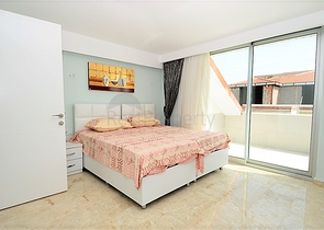 دوبلكس باطلالة بحرية مباشرة في كاستل / الانيا 