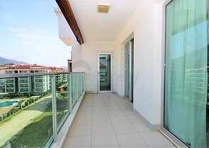 دوبلكس باطلالة بحرية مباشرة في كاستل / الانيا 