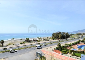 دوبلكس باطلالة بحرية مباشرة في كاستل / الانيا 