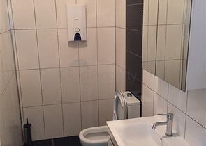 دوبلكس فاخرة اربع غرف وصالة قريبة من البحر في اوبا / الانيا 